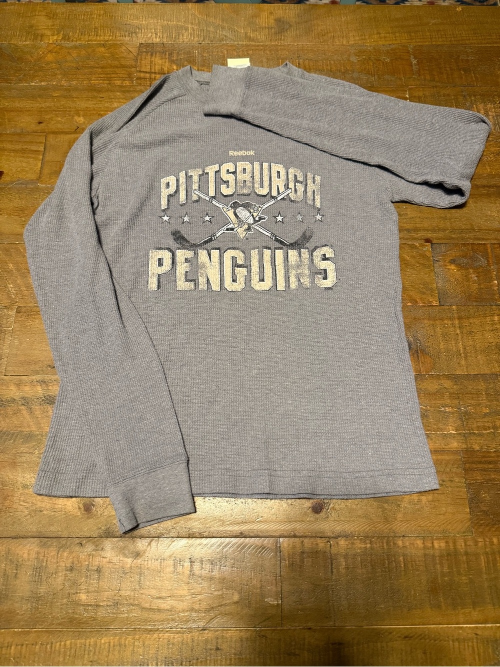 Reebok Pittsburgh Penguins women’s Long-Sleeve thermal Shirt - Gray